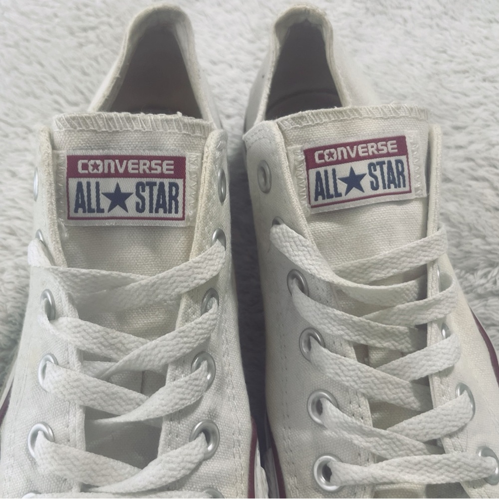 Women’s Converse Shoes